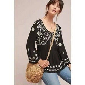 Meadow Rue By Anthropologie Embroidered Gardiner Top Size Medium